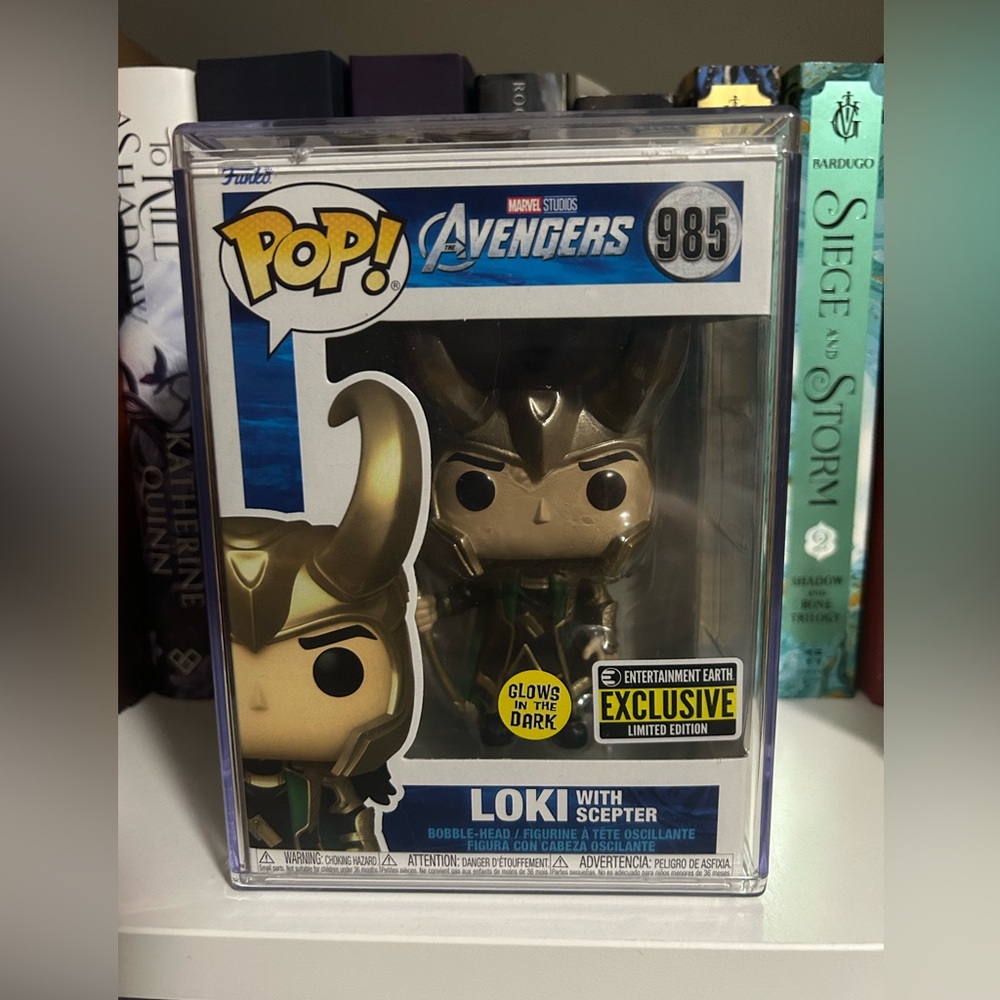 Loki with Scepter glow in the dark funko pop